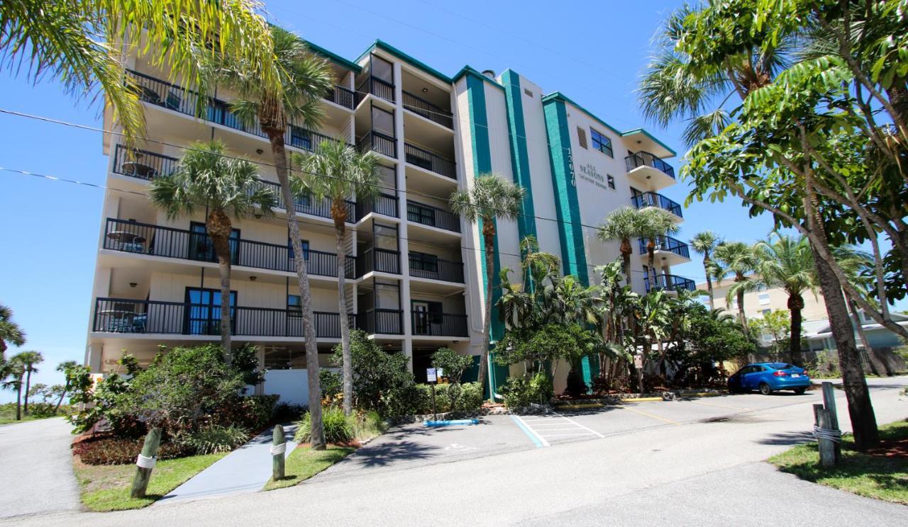 All Seasons Vacation Resort By Liberte Madeira Beach Ngoại thất bức ảnh