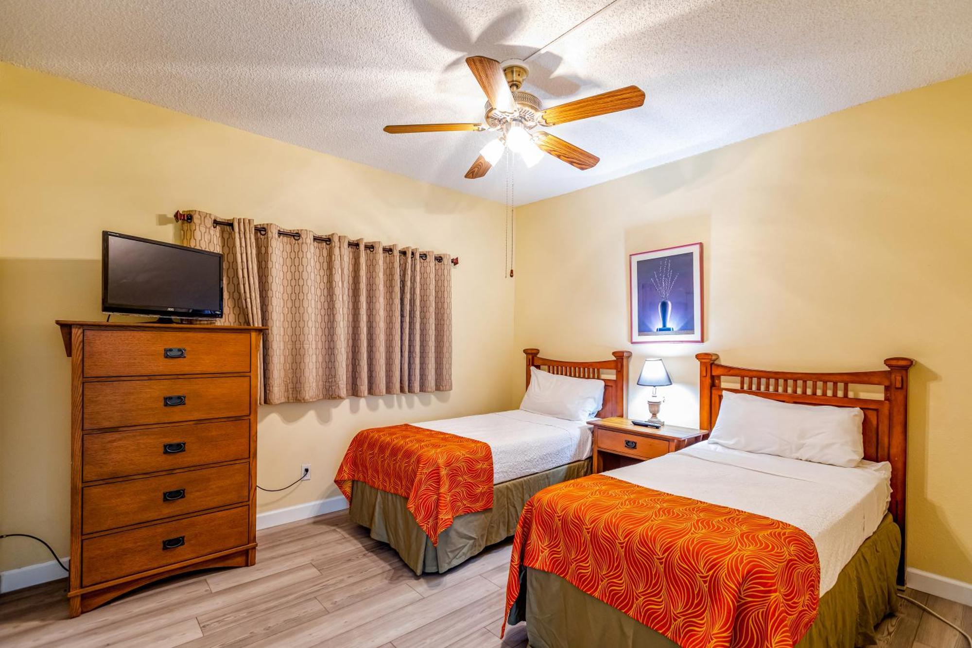 All Seasons Vacation Resort By Liberte Madeira Beach Ngoại thất bức ảnh